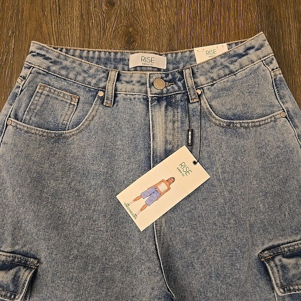Rise Supply Co Women’s Cargo Dad Jorts Blue Jean Shorts Size 7 - Picture 4 of 5